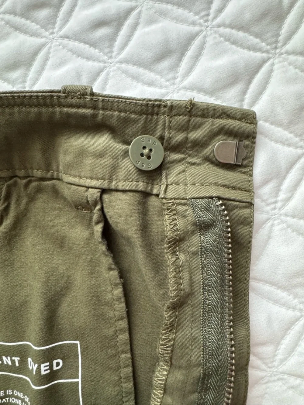 GAP Olive Green Downtown Khaki Ankle Cropped Straight Leg Chino Pants Size 10